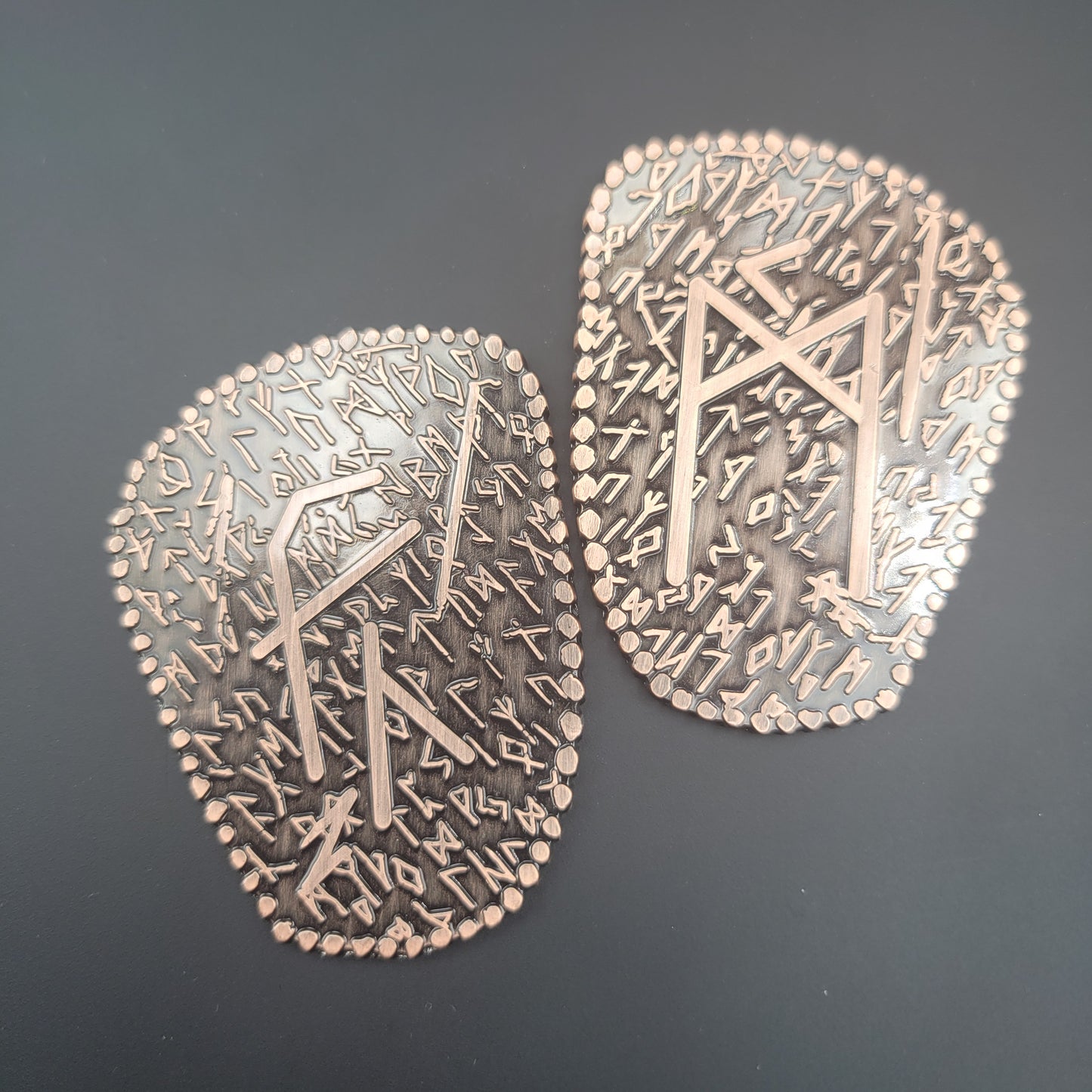 Solid Metal D2 Coin - Runic Writings