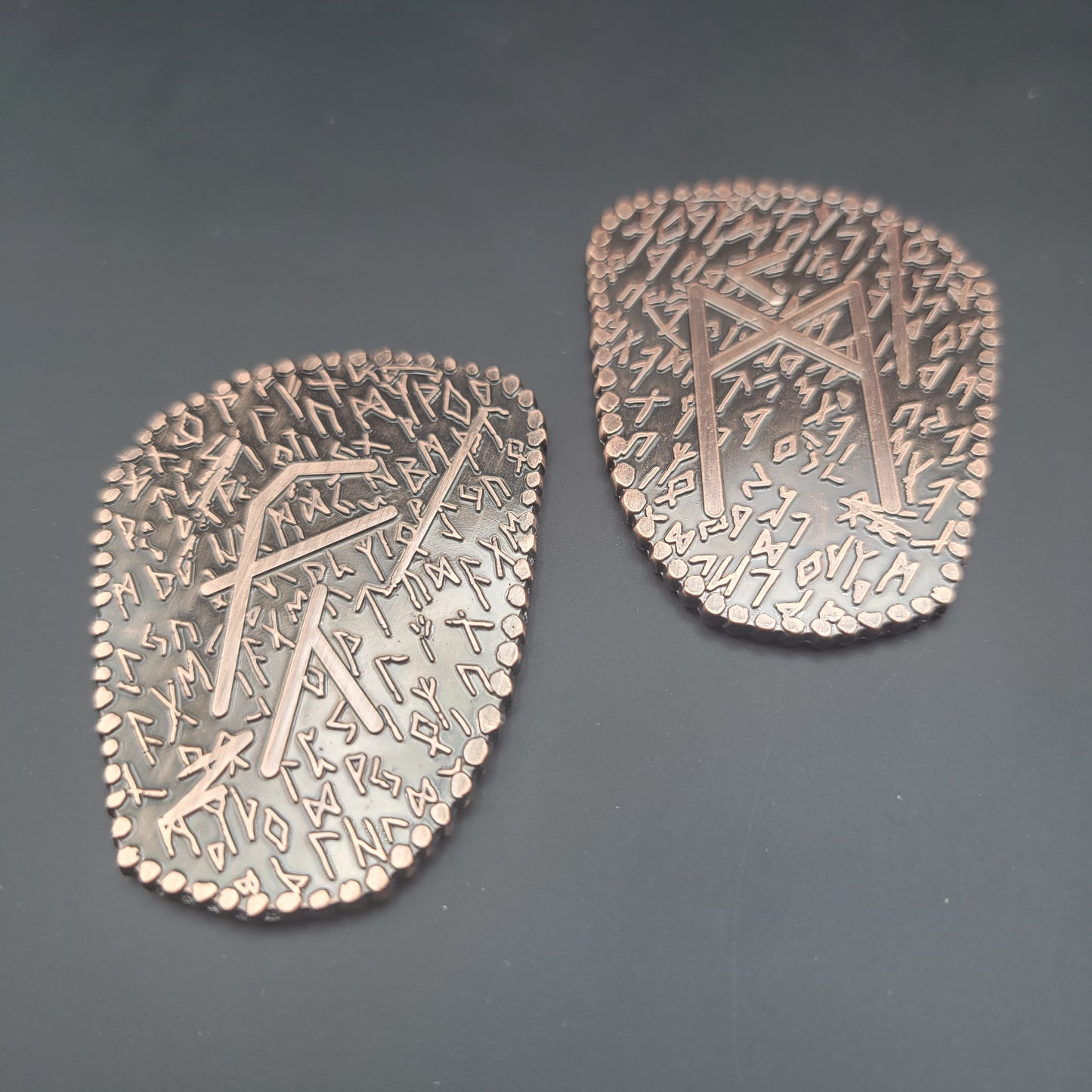 Solid Metal D2 Coin - Runic Writings