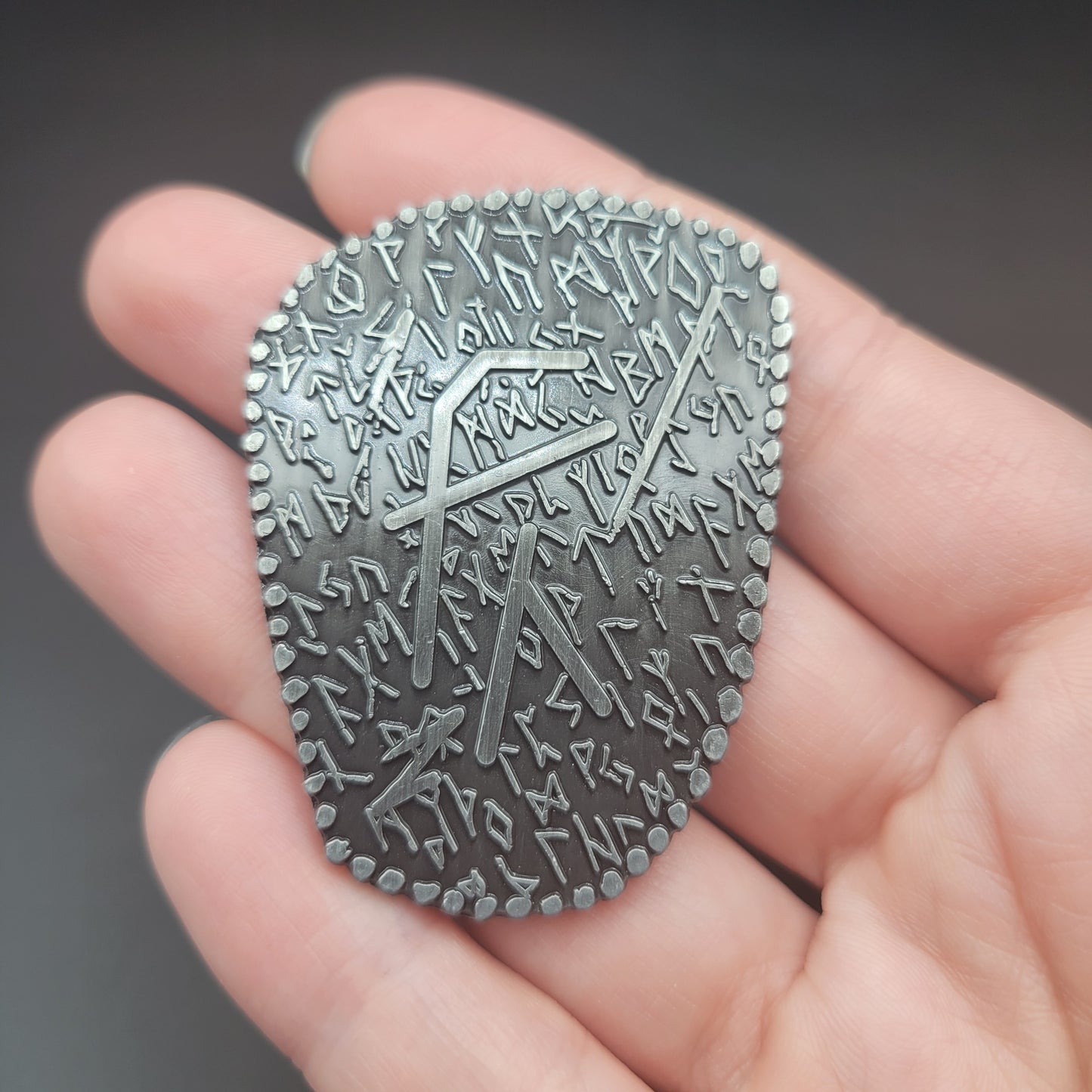 Solid Metal D2 Coin - Runic Writings